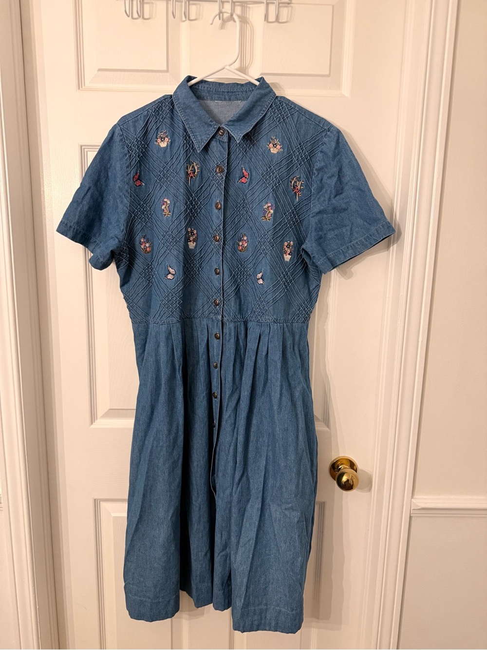 Vintage Karin Stevens Denim Button-Front Shirt Dress with Embroidery